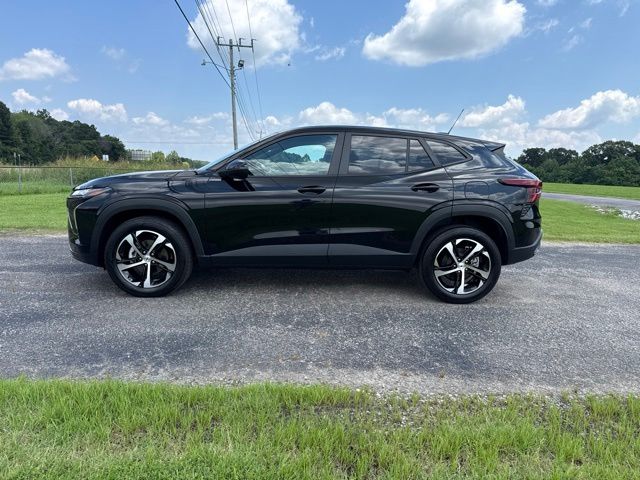 Photo 2 of 2024 Chevrolet Trax 1RS