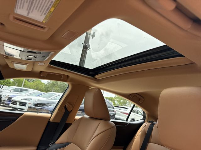 2025 Lexus ES - $46,998