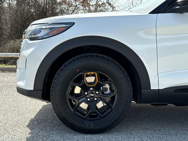 New 2026 White Ford Tremor image 5