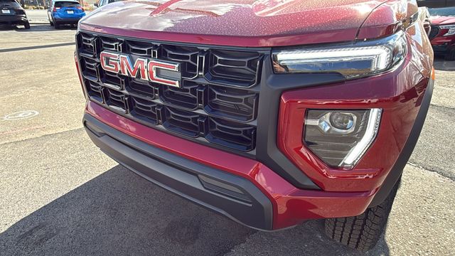 2024 GMC Canyon Elevation 9