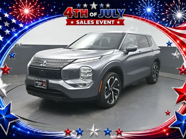 Gray 2022 Mitsubishi Outlander SUV / Crossover All-Wheel Drive Continuously Variable Transmission