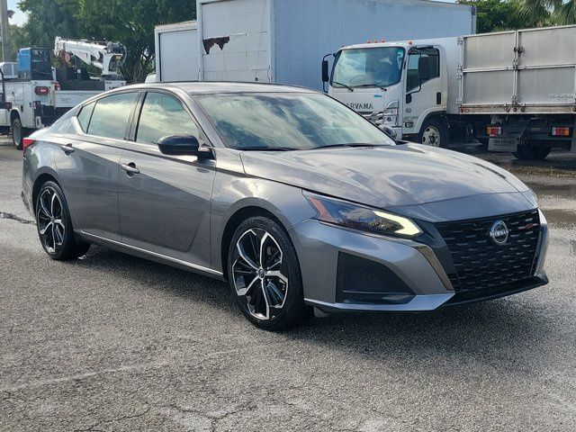 Gray (Gun Metallic) 2024 Nissan Altima Sedan Front-Wheel Drive Continuously Variable Transmission