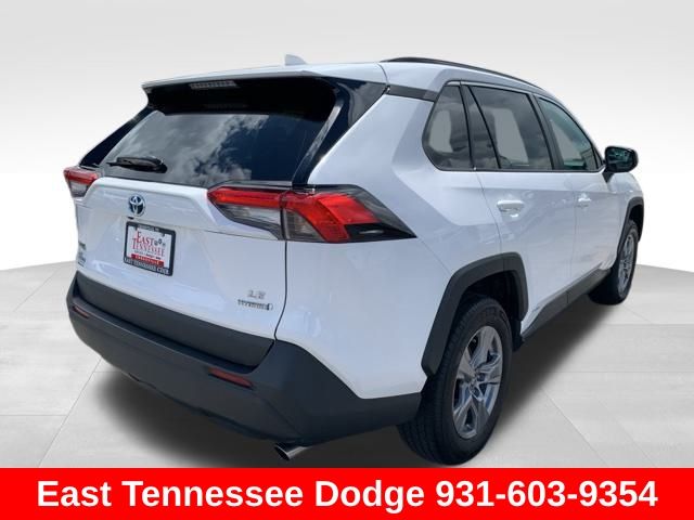 2022 Toyota RAV4 Hybrid LE photo
