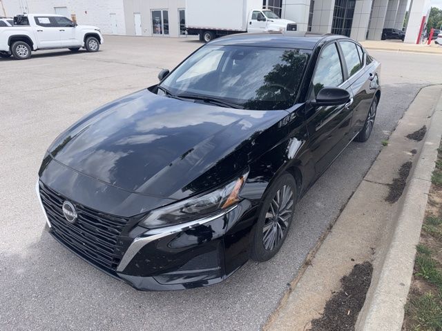 2025 Nissan Altima 2.5 SV's photo