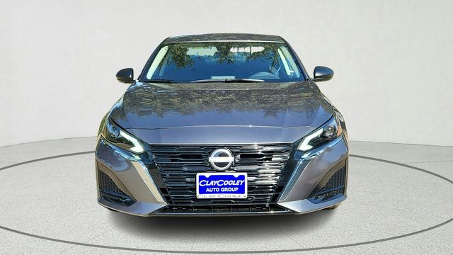 2025 Nissan Altima