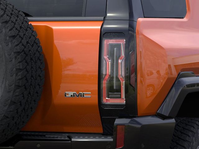 2024 GMC Hummer EV SUV 3X 11