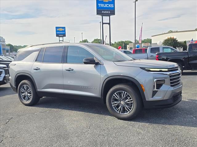 Sterling Gray Metallic 2026 Chevrolet Traverse LT FWD SUV / Crossover Front-Wheel Drive 8-Speed Automatic
