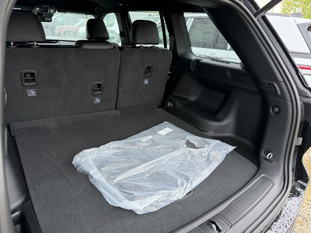new 2026 Jeep Grand Cherokee car, priced at $37,525