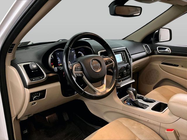 2017 Jeep Grand Cherokee Laredo White at Rochrich Mazda