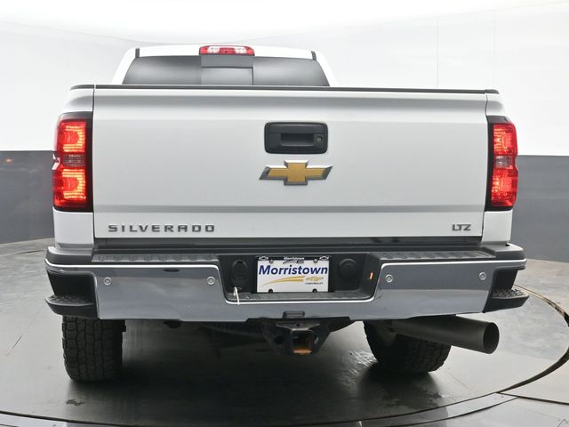Used 2016 White Chevrolet LTZ image 13