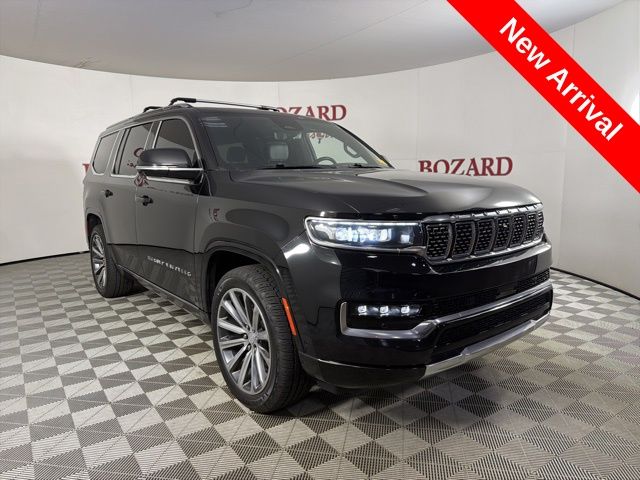 Diamond Black Crystal Pearlcoat 2022 Jeep Grand Wagoneer Series II 4WD SUV / Crossover Four-Wheel Drive 8-Speed Automatic