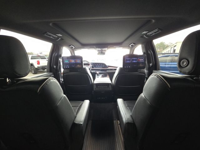 2024 Cadillac Escalade ESV Premium:C02484