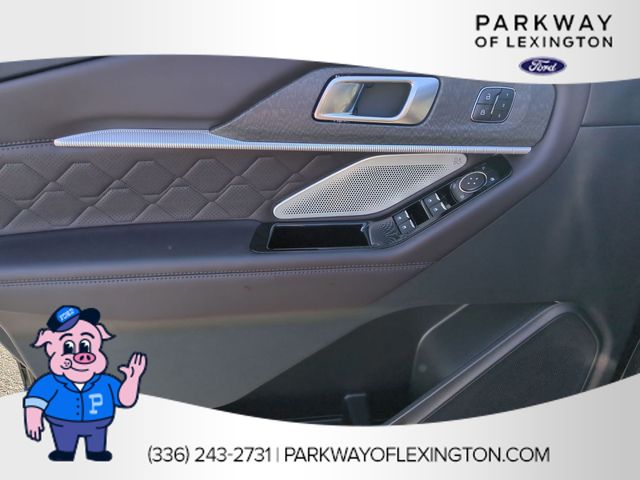 New 2026 Black Ford Platinum image 11