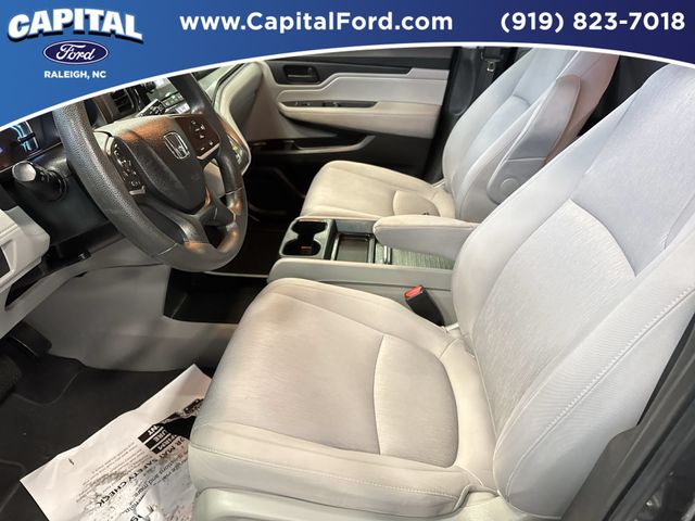 Used 2020  Honda EX image 19