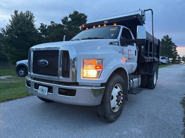 2022 Oxford White Ford F-750 Straight Frame Base RWD Truck