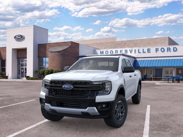 New 2026 White Ford XLT image 2
