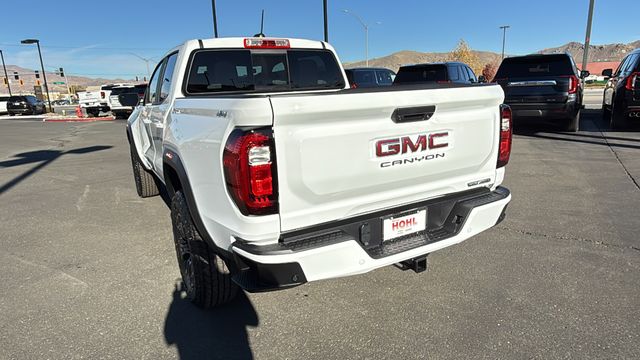 2024 GMC Canyon Elevation 5