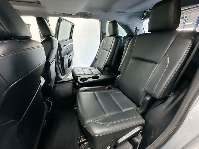 2017 Toyota Highlander SE Silver at Rochrich Mazda