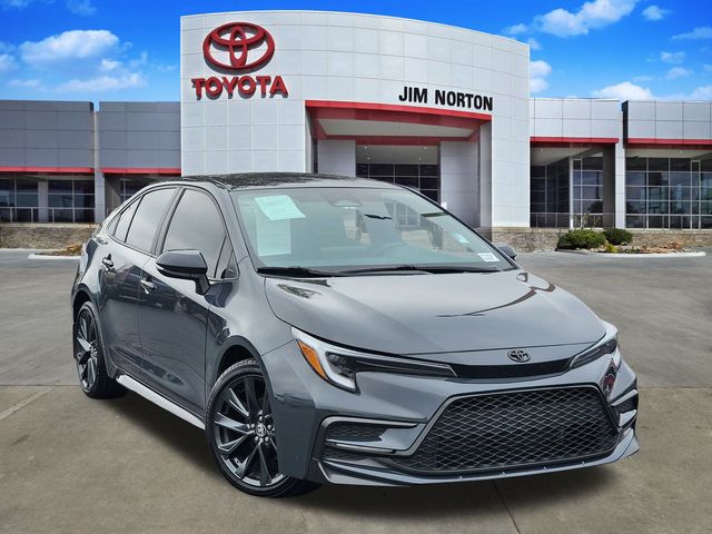 2024 Toyota Corolla SE's photo