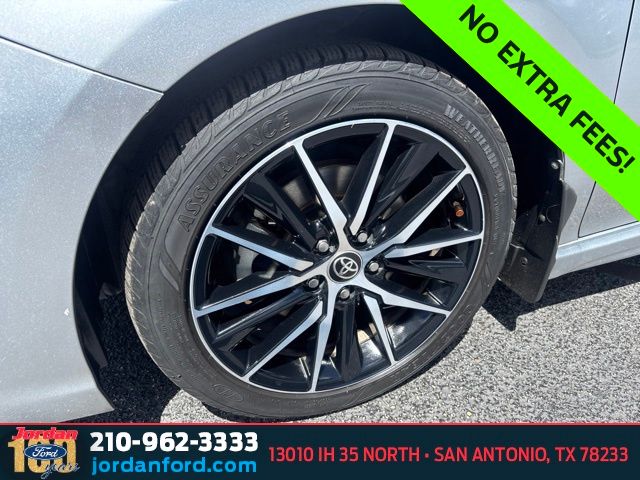 Used Car 2021 Toyota Camry Hybrid  Se For Sale Under $25,000 In San Antonio, Texas