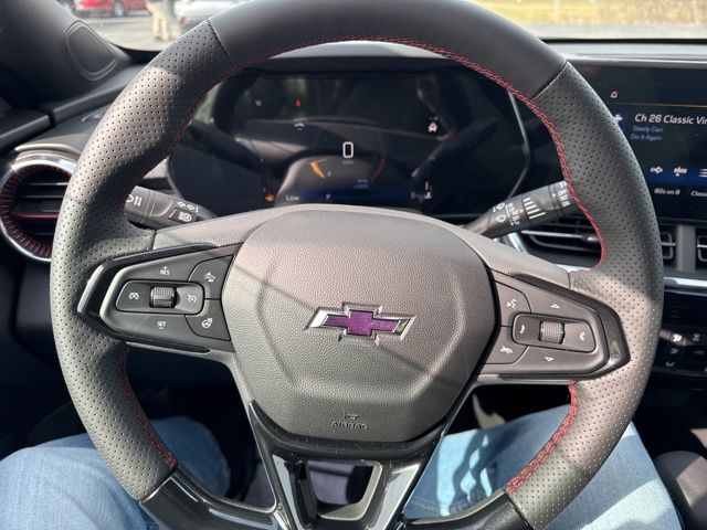 2025 Chevrolet Trax 2RS photo