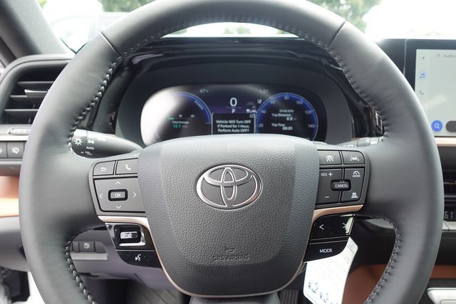 new 2026 Toyota Crown Signia car