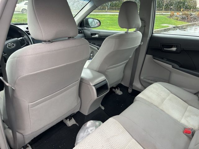 2012 Toyota Camry SE 7