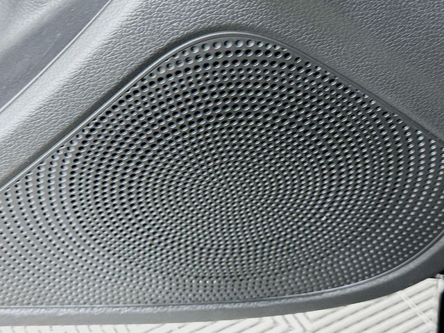 Thumbnail: 2025 Genesis G70 - 19