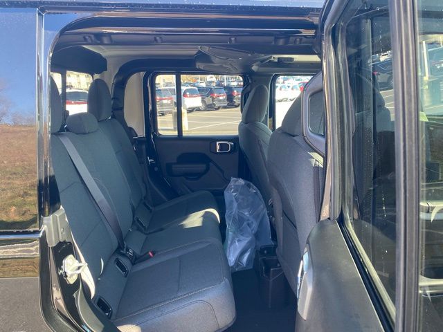 new 2026 Jeep Gladiator car, priced at $39,203