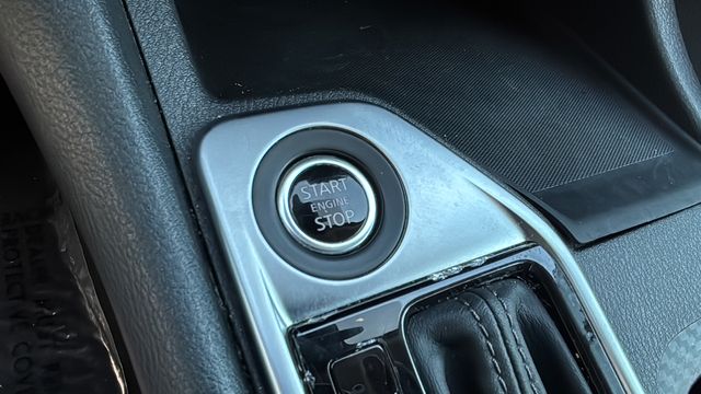 Used 2024 White Nissan SV image 28