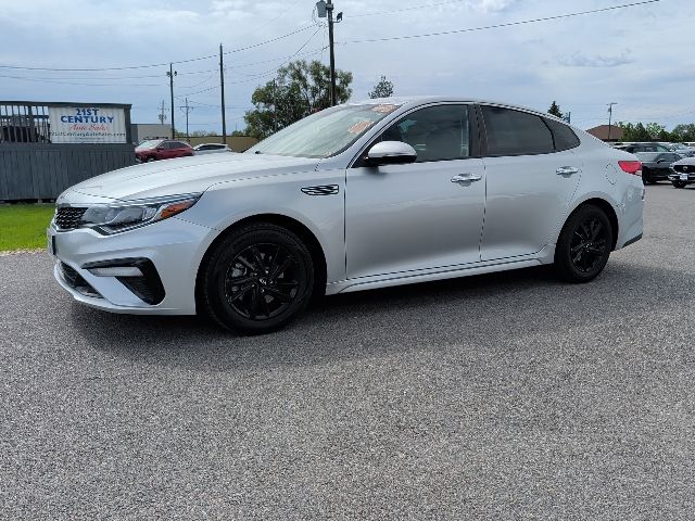 Sparkling Silver 2019 Kia Optima LX FWD Sedan Front-Wheel Drive 6-Speed Automatic