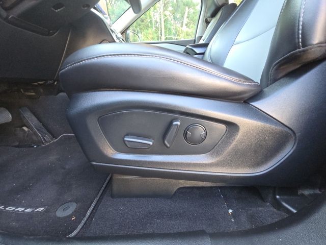 2023 Ford Explorer XLT:B02479