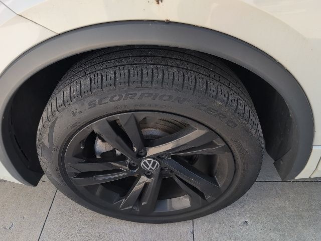 2023 Volkswagen Tiguan 2.0T SE R-Line Black White at Sutliff Volkswagen