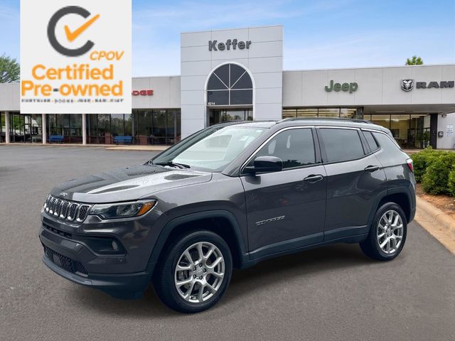 Gray (Granite Crystal Metallic Clearcoat) 2023 Jeep Compass SUV / Crossover Four-Wheel Drive 8-Speed Automatic