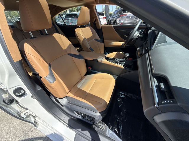 2023 Lexus ES - $38,998