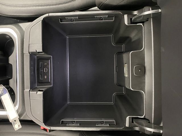 2021 Chevrolet Silverado 1500 LTZ photo