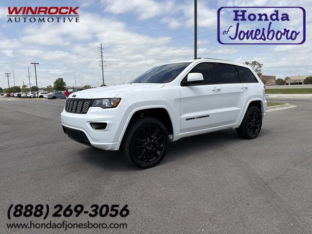 Bright White Clearcoat 2019 Jeep Grand Cherokee Altitude RWD SUV / Crossover 4X2 8-Speed Automatic