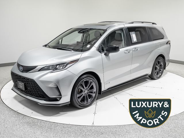 Celestial Silver Metallic 2021 Toyota Sienna Minivan Front-Wheel Drive Continuously Variable Transmission