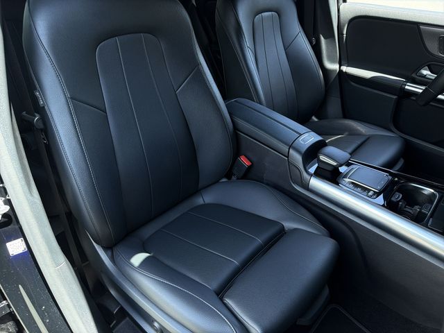 Used 2023  Mercedes-Benz GLA 250 image 34