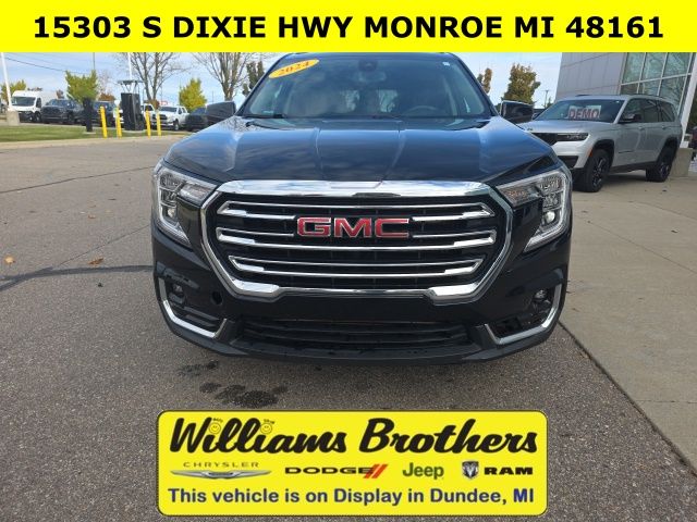 2024 GMC Terrain SLT - Ebony Twilight Metallic exterior view 2