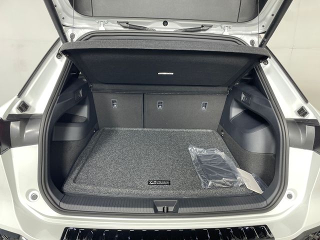 New 2026 Volkswagen Tiguan 2.0T SEL R-Line Turbo For Sale in Bremerton, WA