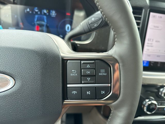 New 2026 White Ford Platinum image 29