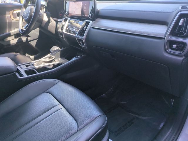 used 2023 Kia Sorento car, priced at $32,881