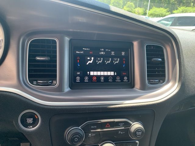 2022 Dodge Charger SXT photo