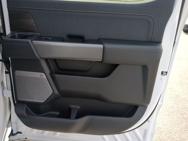 New 2026 Oxford White Ford Lariat® image 37