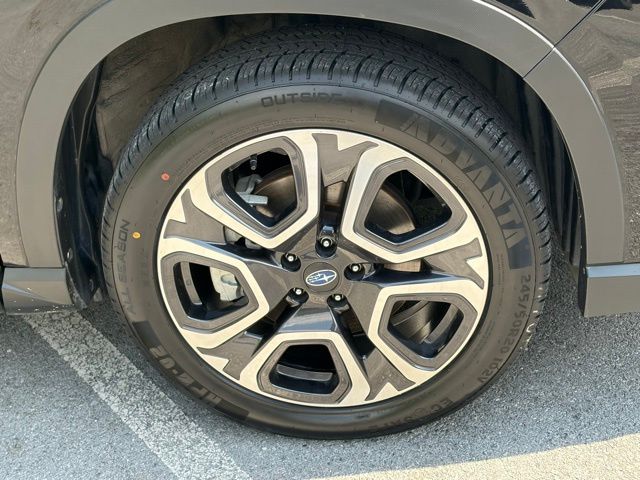 used 2023 Subaru Ascent car, priced at $35,095