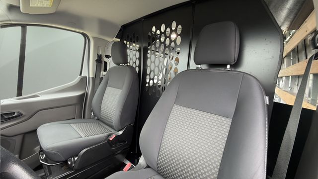 Used 2025 White Ford Base image 18