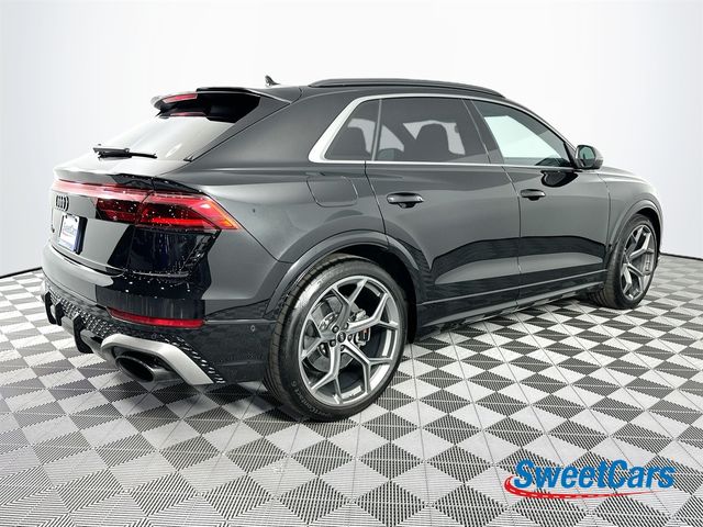 2025 Audi RS Q8 performance