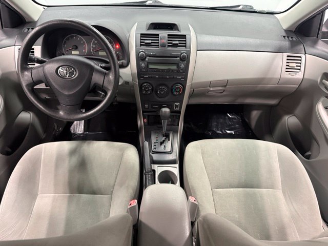 Used 2013 Gray Toyota L image 21