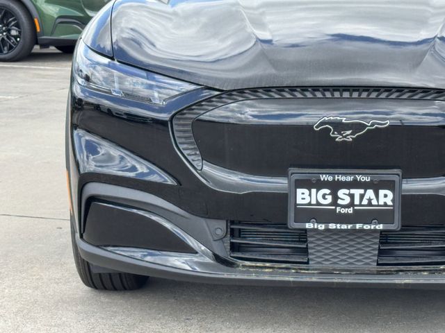 New 2026 Black Ford Select image 5